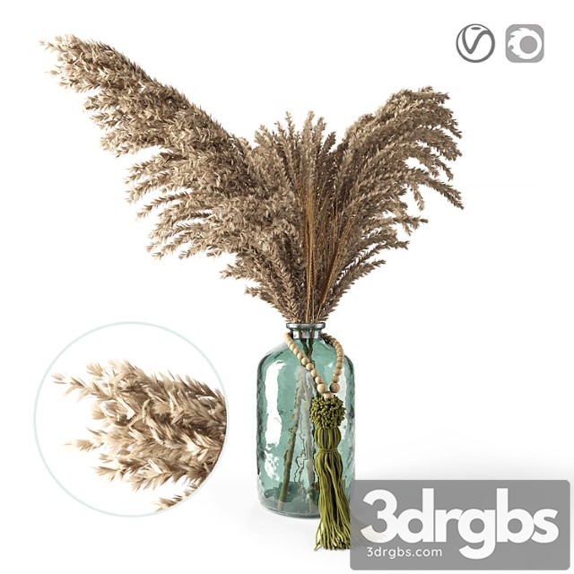 Decorative pampas in a glass jar