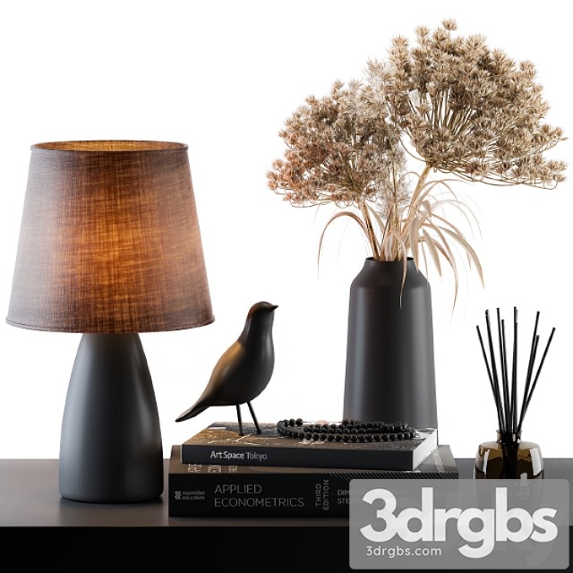 Decorative set lampshade with dried plants